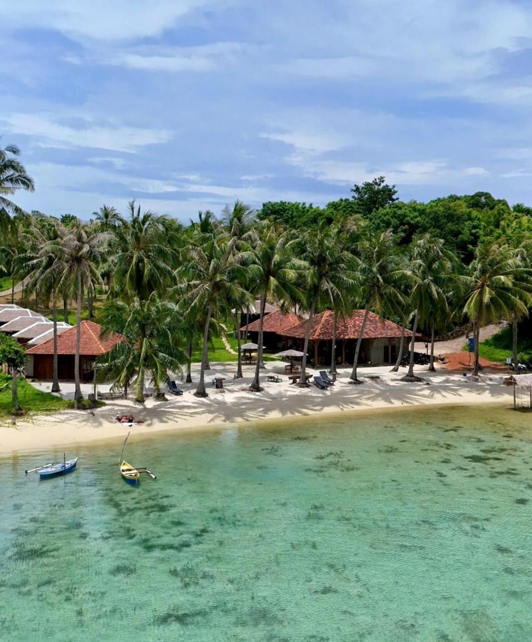 Hotel Eco Casa Karimunjawa-Inseln Exterior foto