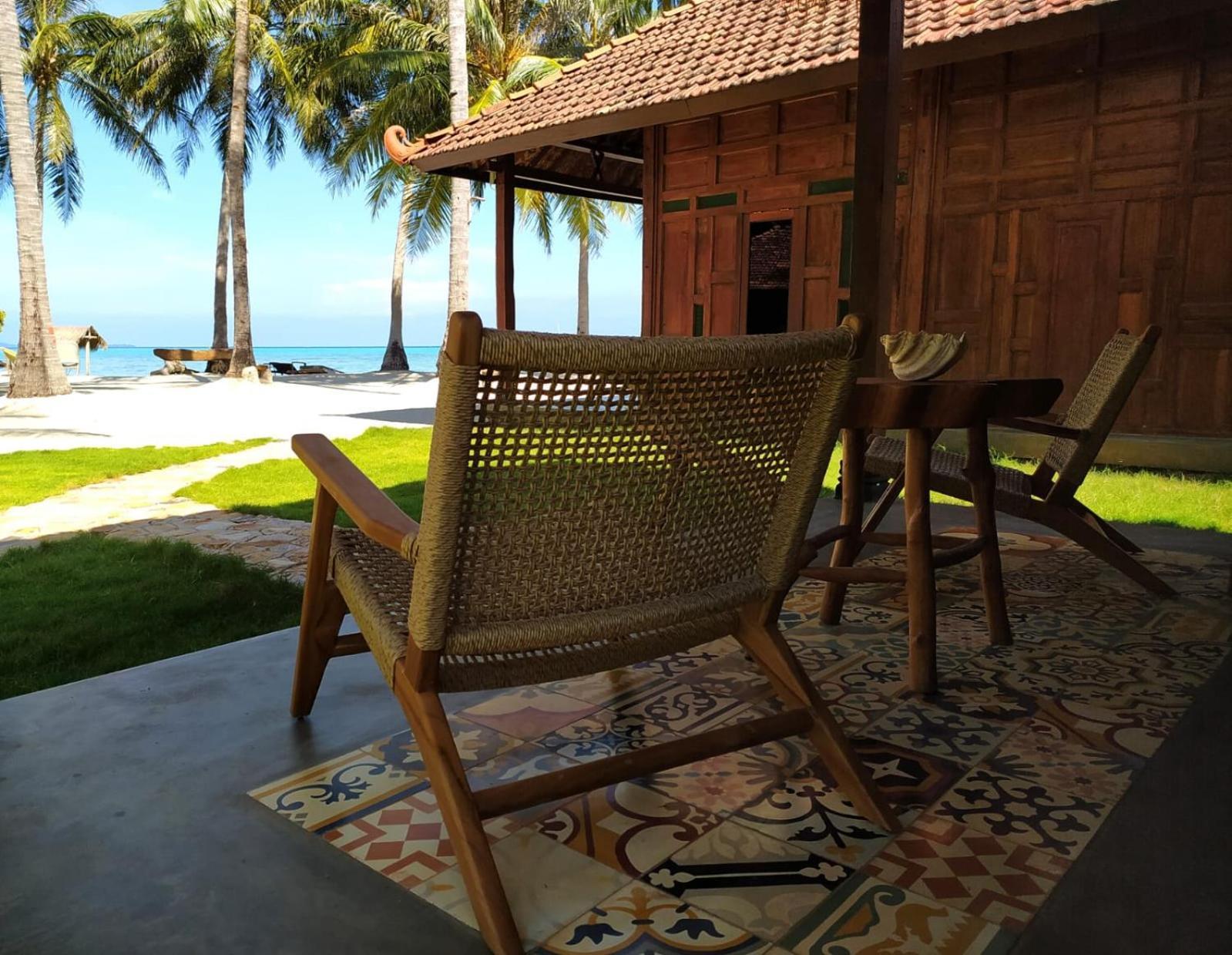 Hotel Eco Casa Karimunjawa-Inseln Exterior foto
