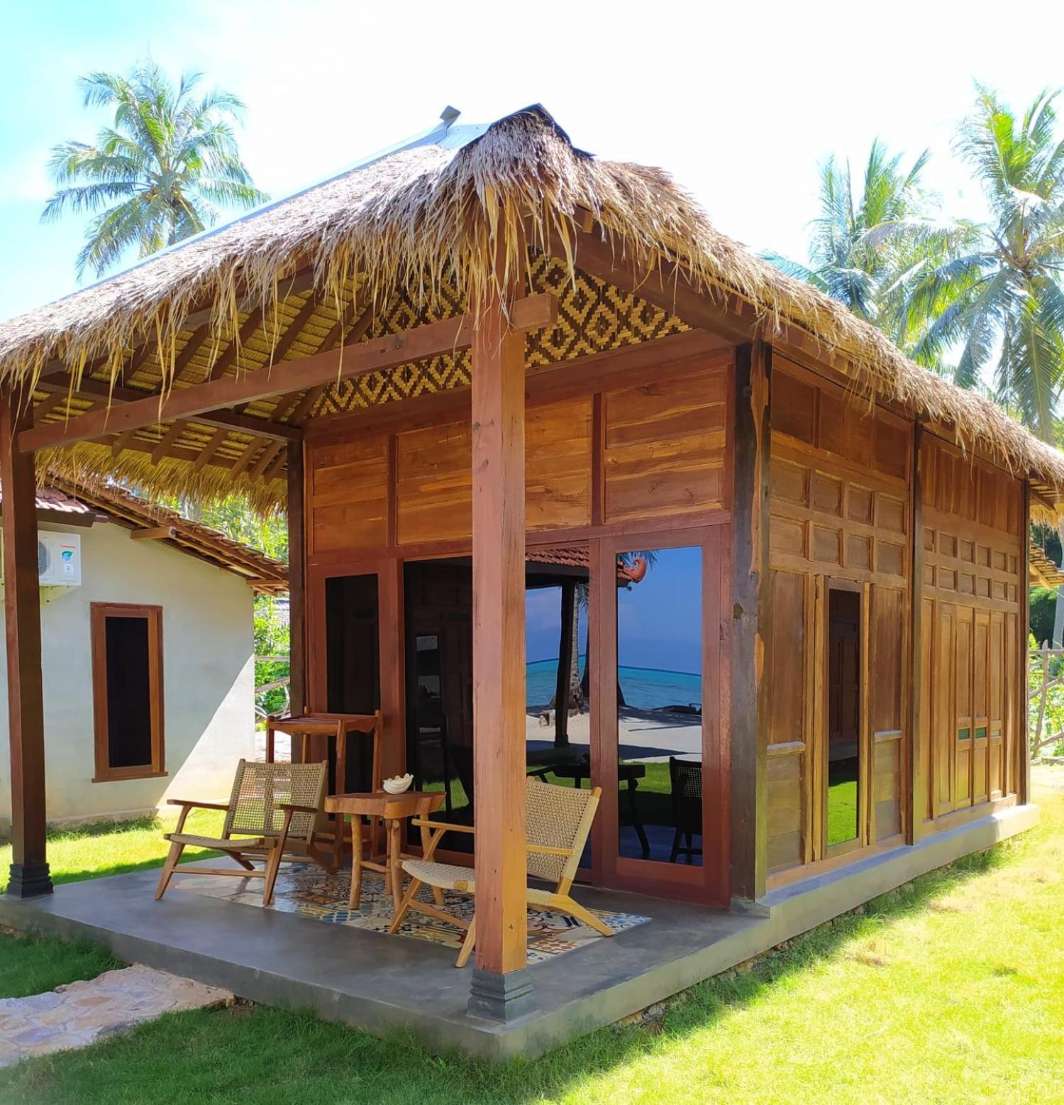 Hotel Eco Casa Karimunjawa-Inseln Exterior foto