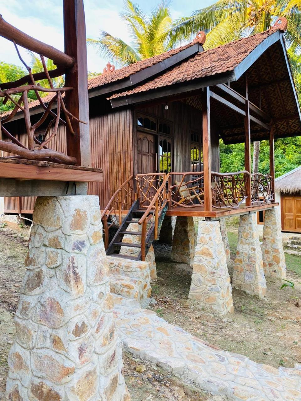 Hotel Eco Casa Karimunjawa-Inseln Exterior foto