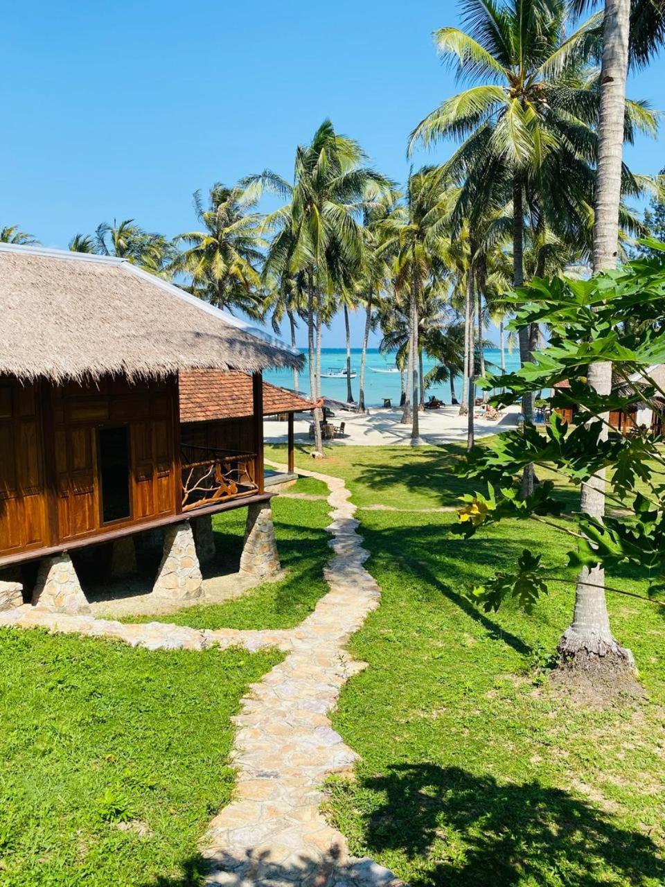 Hotel Eco Casa Karimunjawa-Inseln Exterior foto