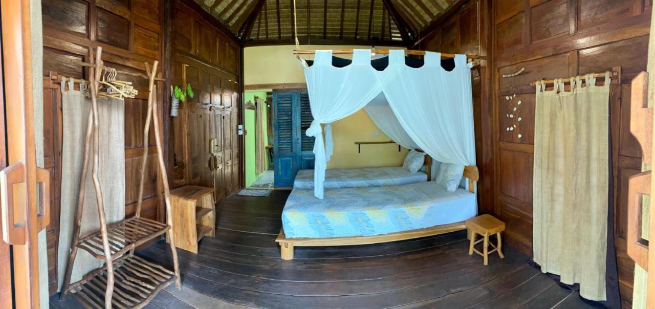 Hotel Eco Casa Karimunjawa-Inseln Exterior foto
